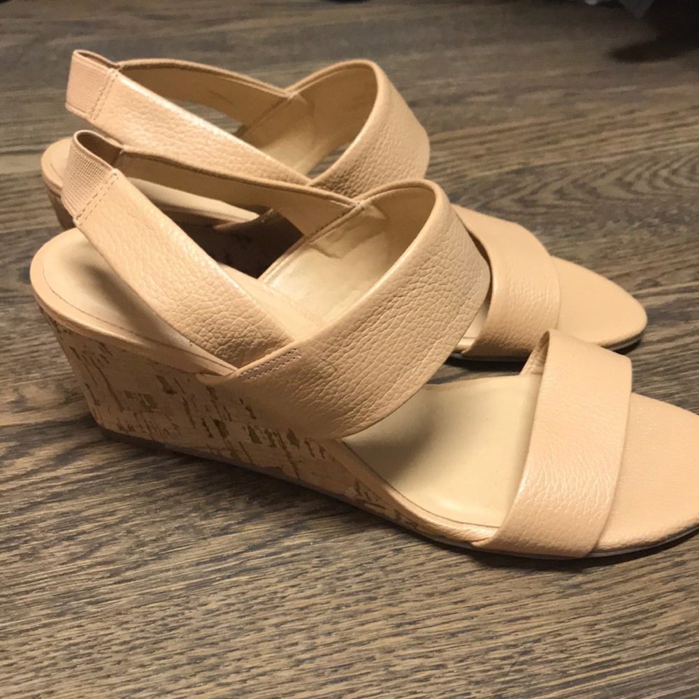 Talbots wedge sandals - Picture 4 of 4